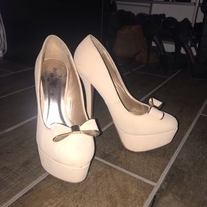 Charlotte Russe High Heels With Bow Accent